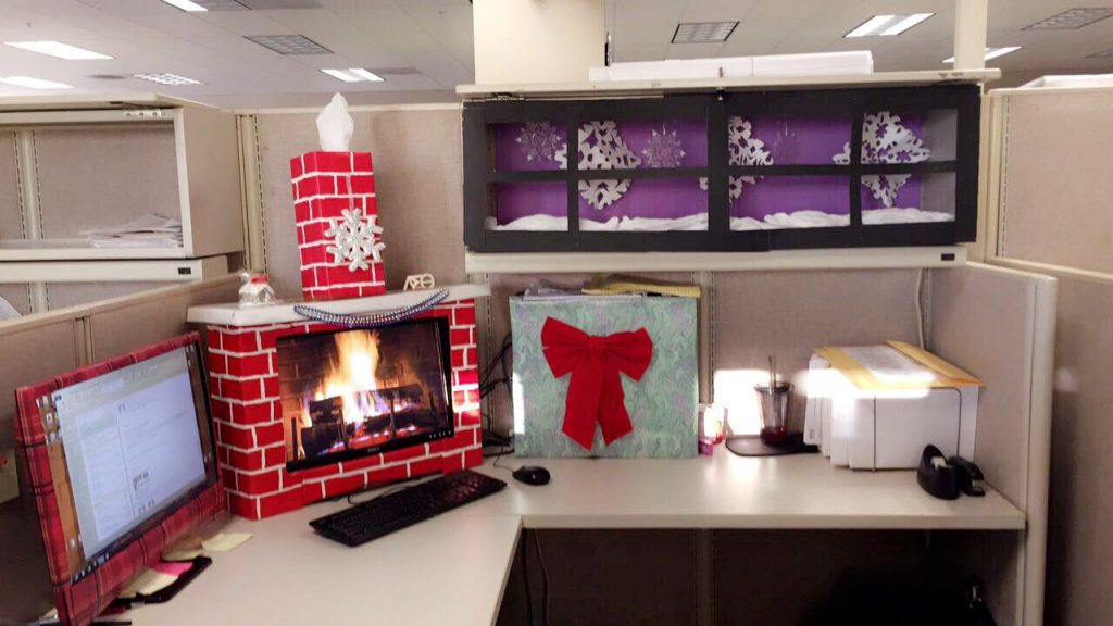 Kcw S First Holiday Cubicle Decorating